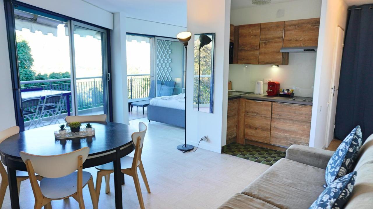Residence Islette Du Riou Avec Piscine By Palmazur Mandelieu エクステリア 写真